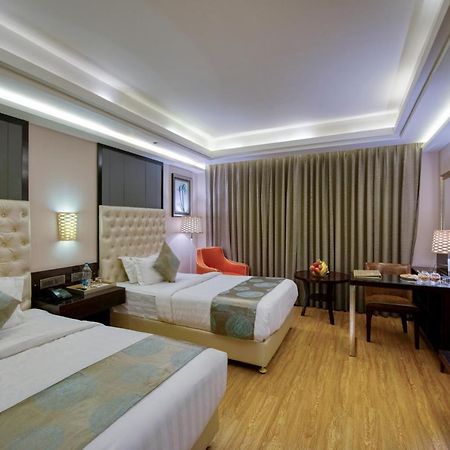 Om Clarks Inn Raebareli Luaran gambar