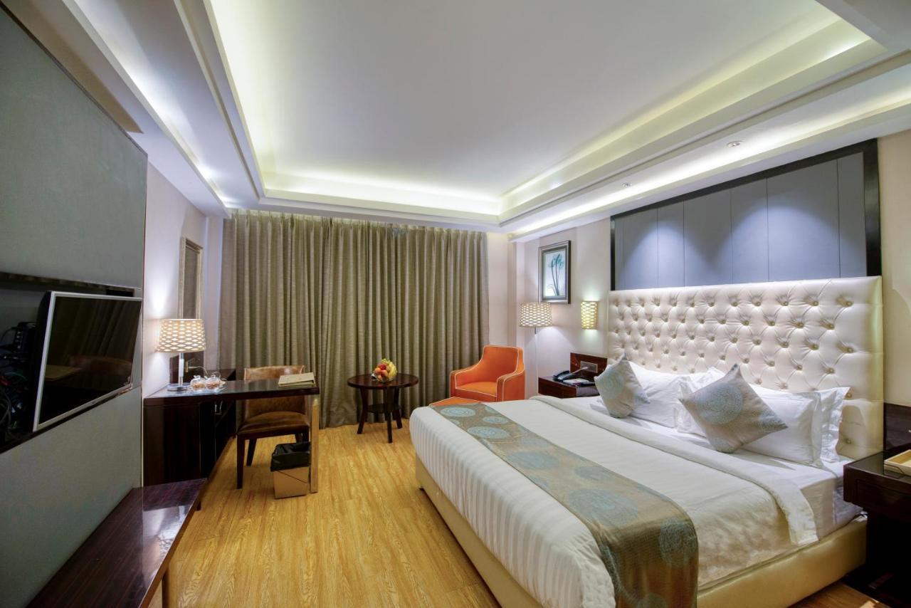 Om Clarks Inn Raebareli Luaran gambar