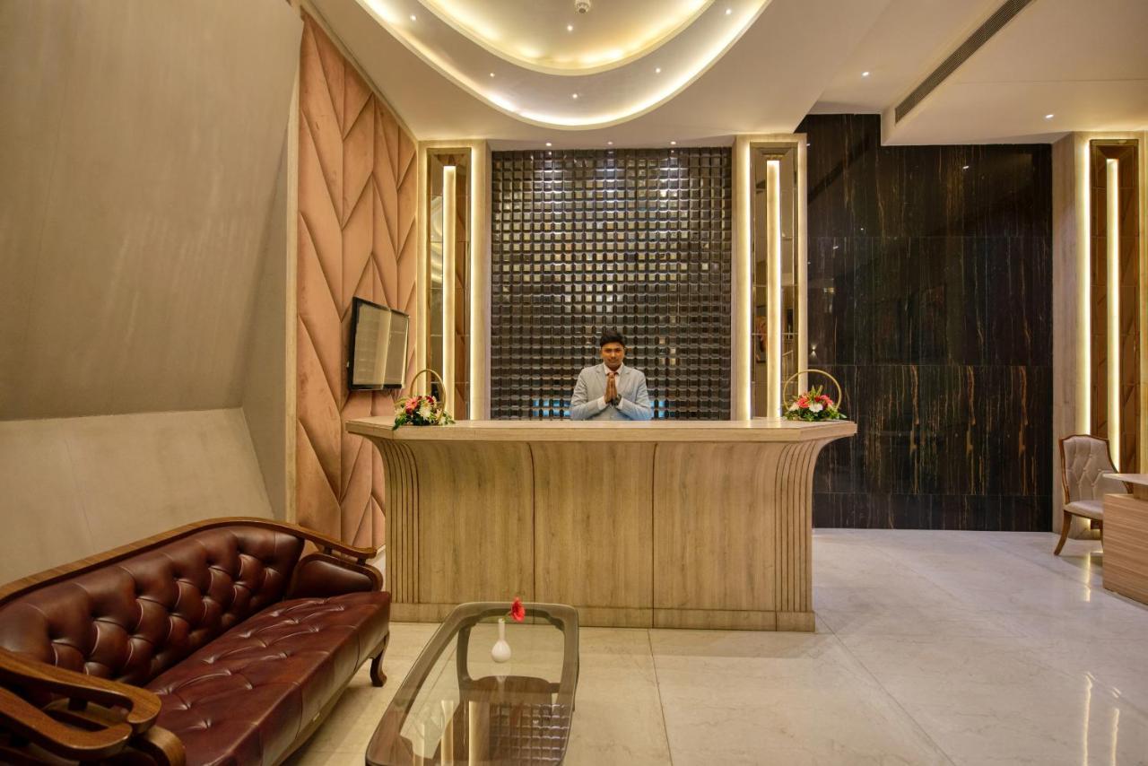 Om Clarks Inn Raebareli Luaran gambar