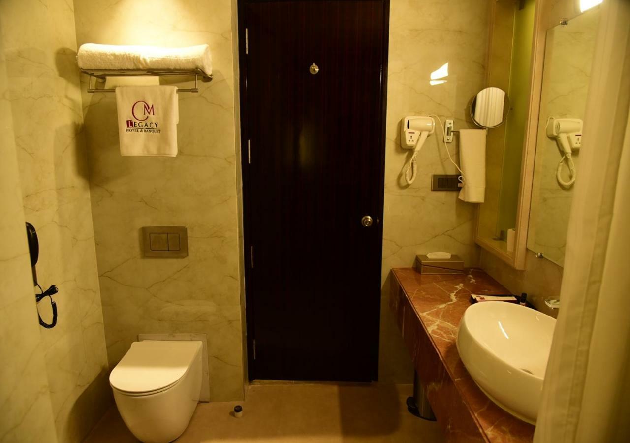 Om Clarks Inn Raebareli Luaran gambar